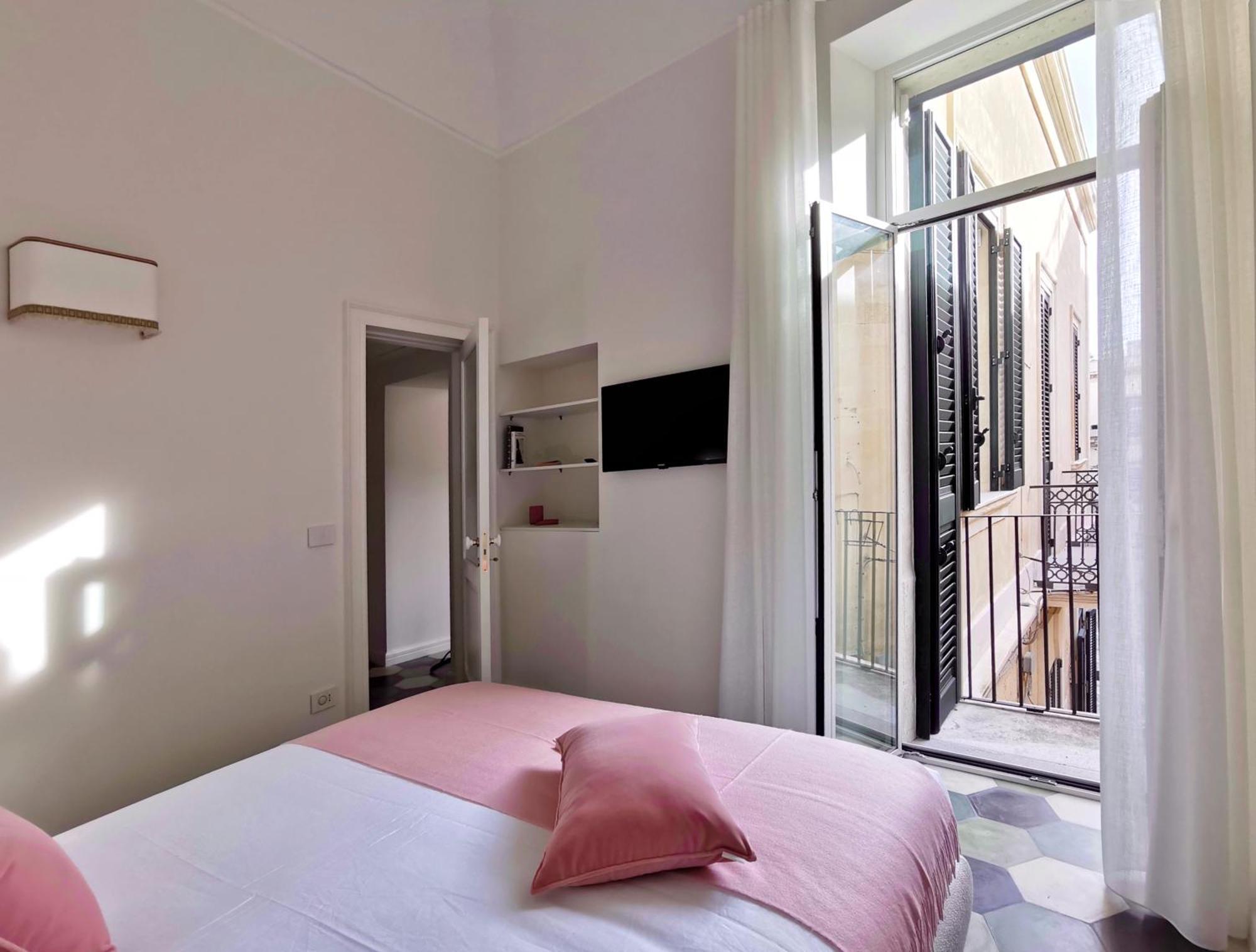 Coniger 4 Casa Vacanze In Centro Lecce Con Wi-Fi E Smart Tv Exterior foto